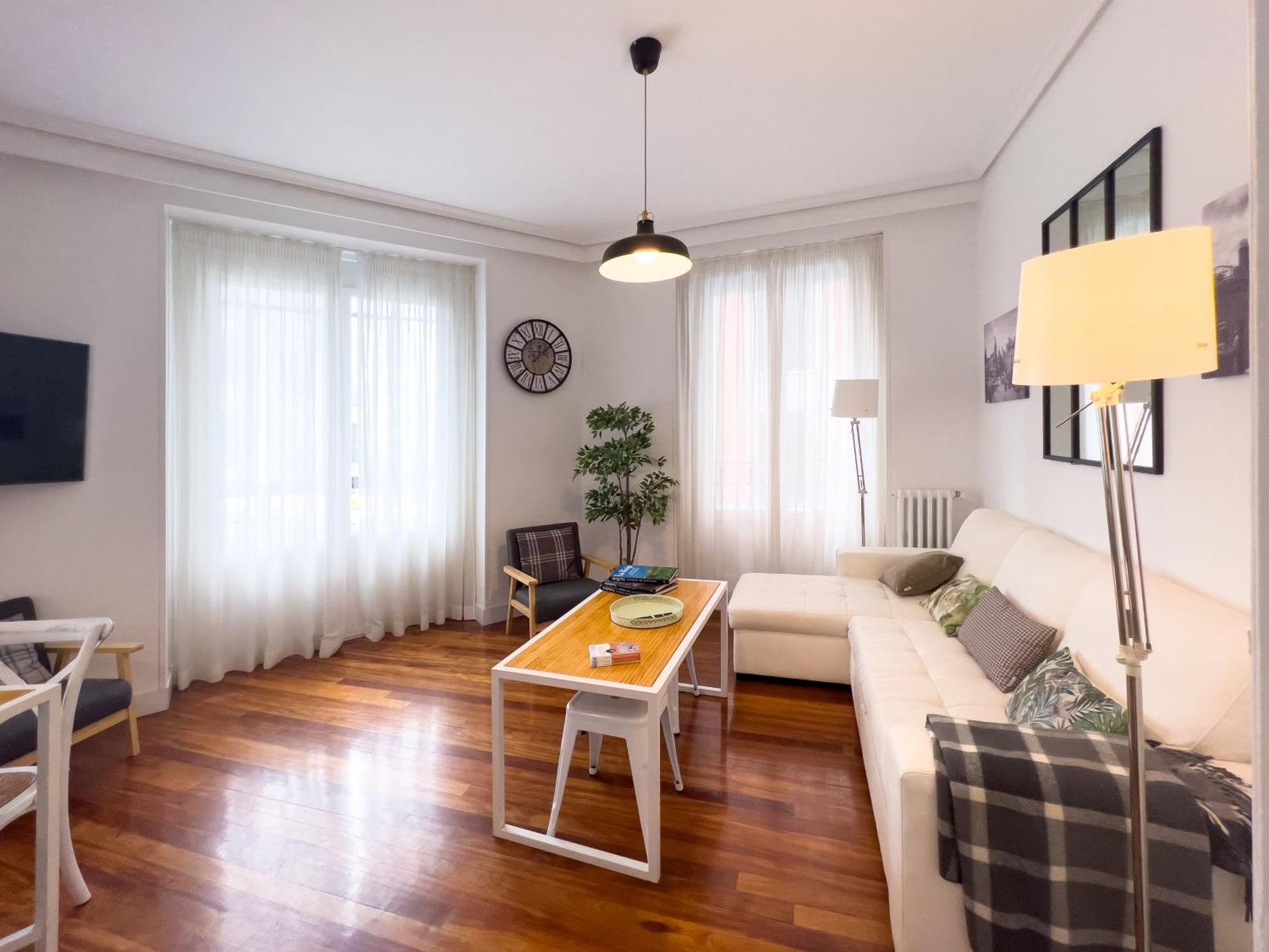 Callao Suites Madrid Bagian luar foto