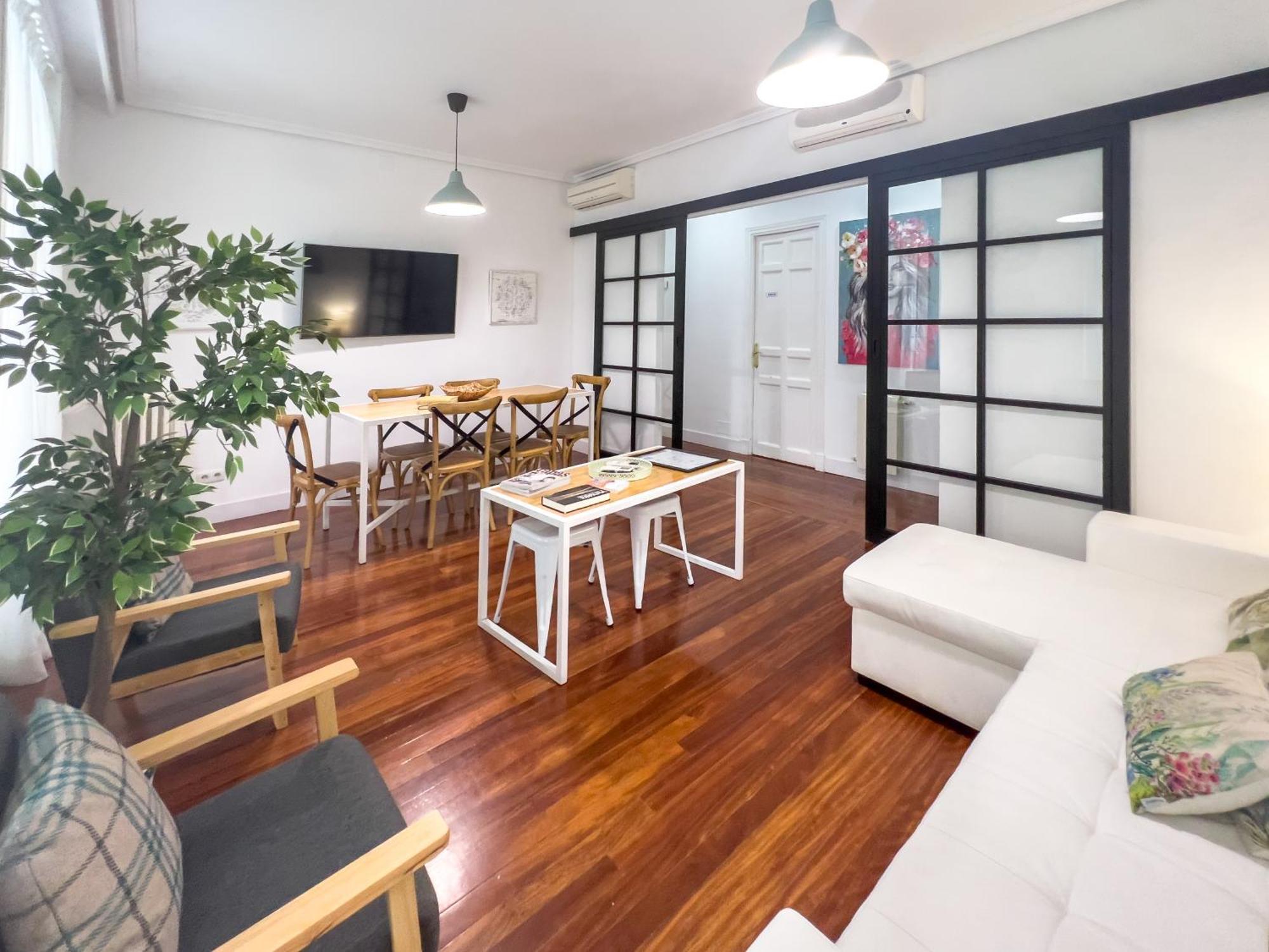 Callao Suites Madrid Bagian luar foto