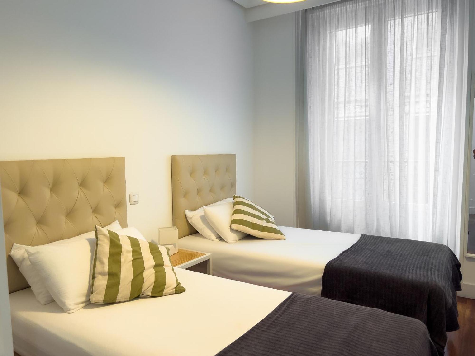 Callao Suites Madrid Bagian luar foto