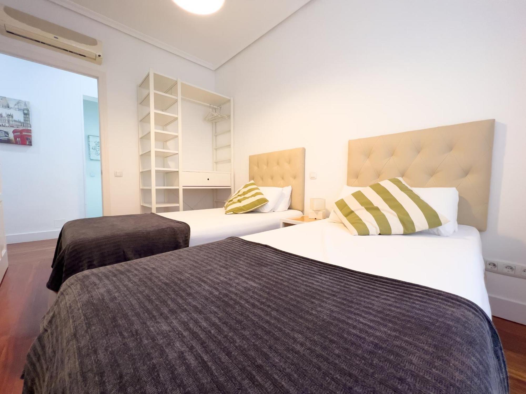 Callao Suites Madrid Bagian luar foto