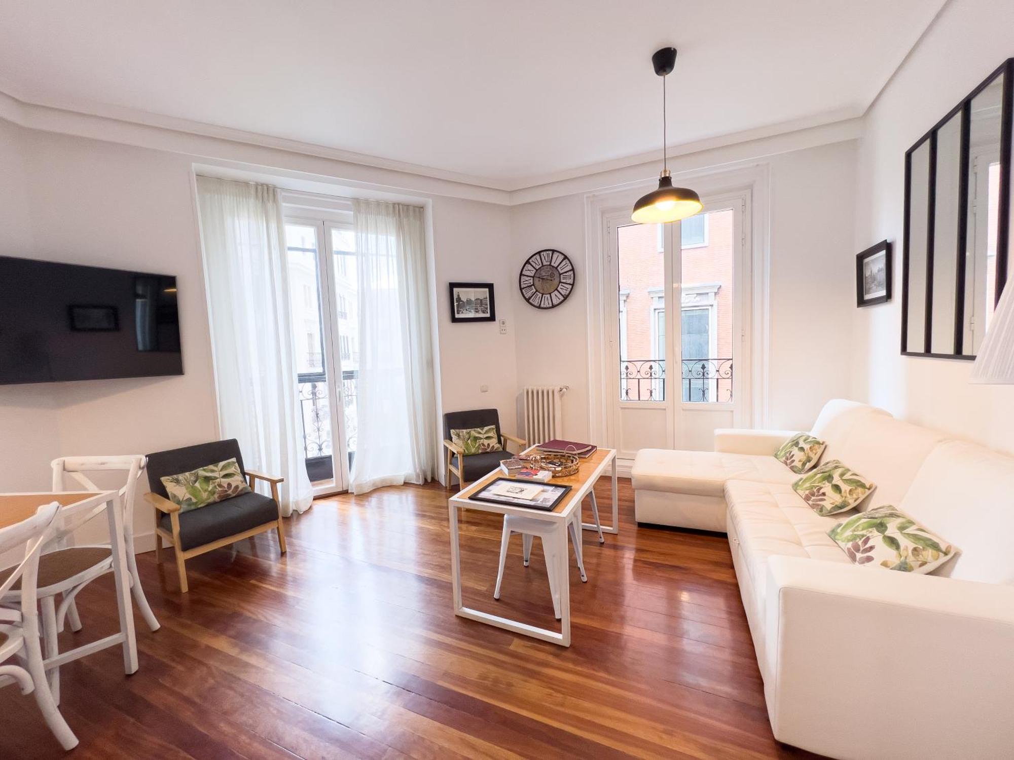 Callao Suites Madrid Bagian luar foto